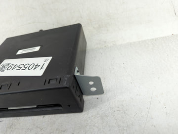 2015 Chevrolet Silverado 1500 Radio AM FM Cd Player Receiver Replacement P/N:13594481 Fits OEM Used Auto Parts