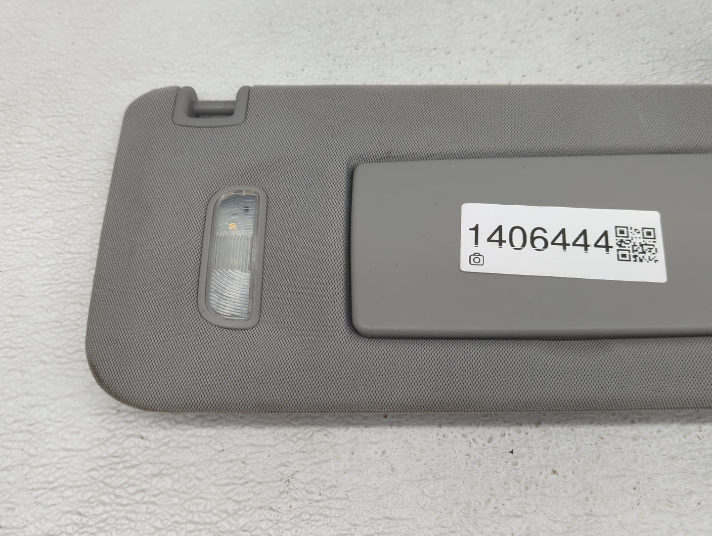 2014-2019 Chevrolet Silverado 1500 Sun Visor Shade Replacement Passenger Right Mirror Fits Fits 2014 2015 2016 2017 2018 201