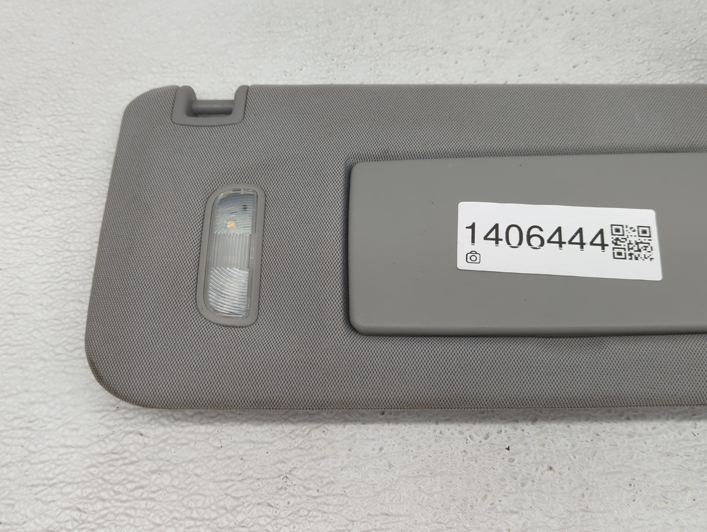 2014-2019 Chevrolet Silverado 1500 Sun Visor Shade Replacement Passenger Right Mirror Fits Fits 2014 2015 2016 2017 2018 201