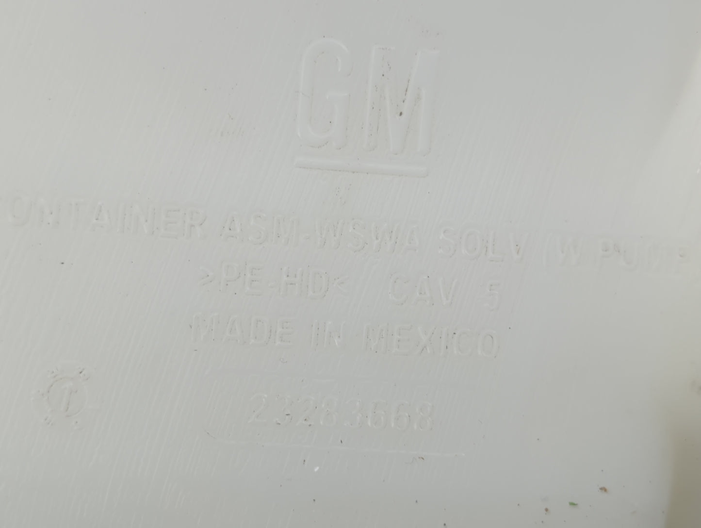 2014 Silverado 1500 Windshield Washer Fluid Reservoir Bottle Oem - Oemusedautoparts1.com