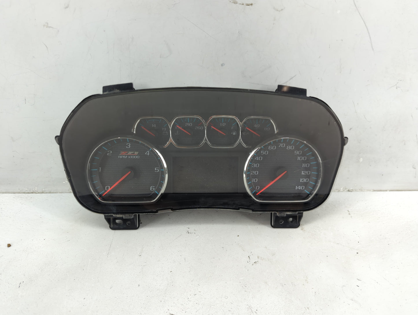 2014-2015 Chevrolet Silverado 1500 Instrument Cluster Speedometer Gauges P/N:23259637 Fits Fits 2014 2015 OEM Used Auto Part