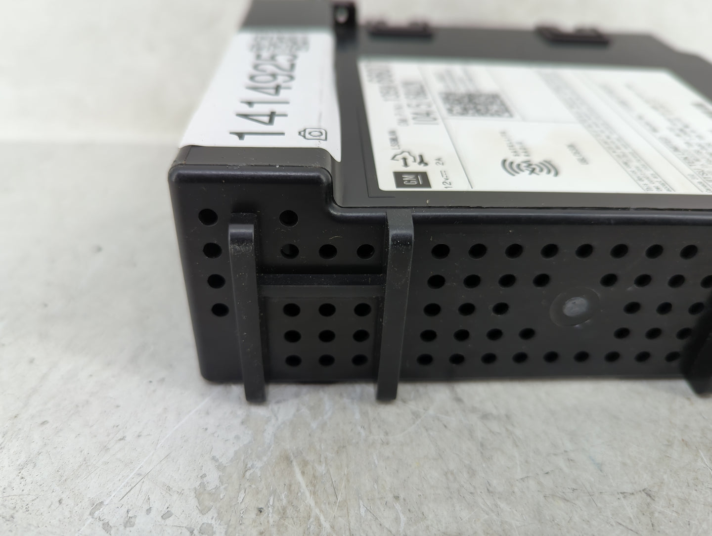2015 Chevrolet Silverado 1500 Radio AM FM Cd Player Receiver Replacement P/N:13596607 Fits OEM Used Auto Parts - Oemusedauto