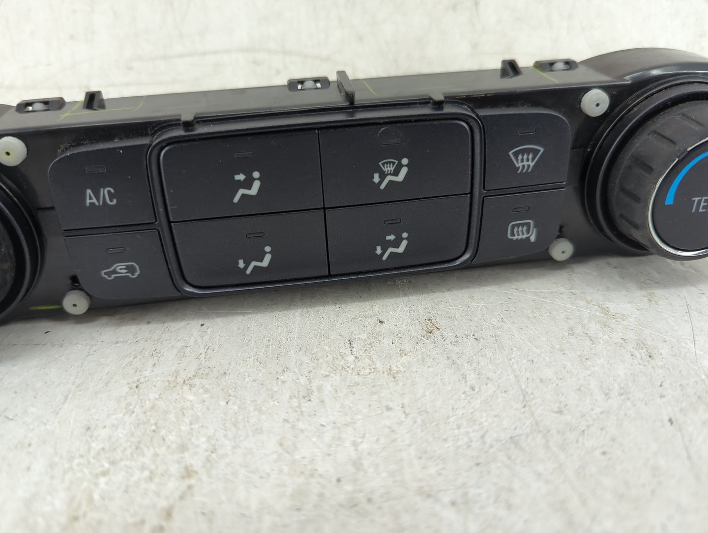 2014-2018 Chevrolet Silverado 1500 Climate Control Module Temperature AC/Heater Replacement P/N:23486621 Fits OEM Used Auto 
