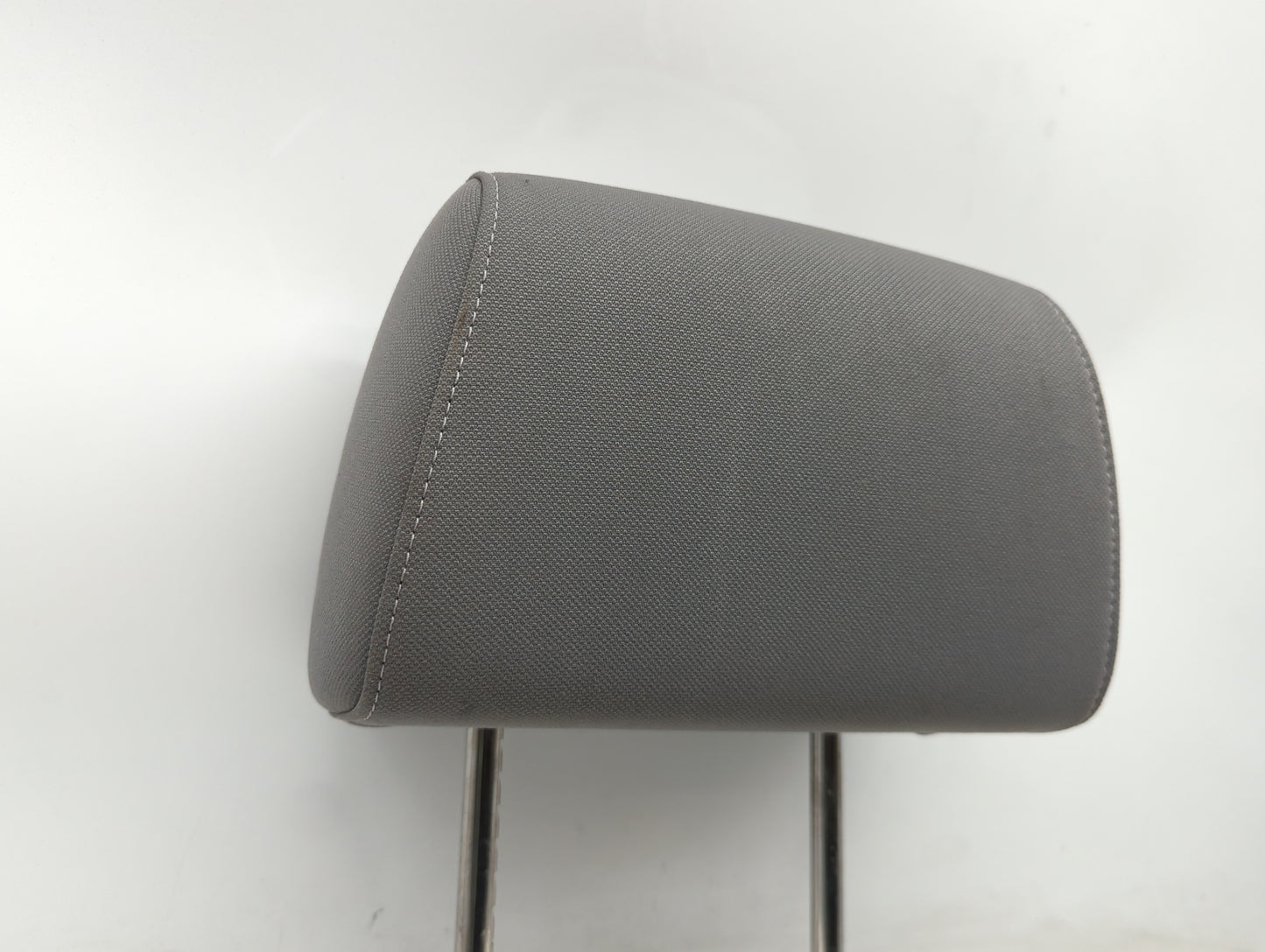 2014-2019 Chevrolet Silverado 1500 Headrest Head Rest Front Driver Seat - Oemusedautoparts1.com