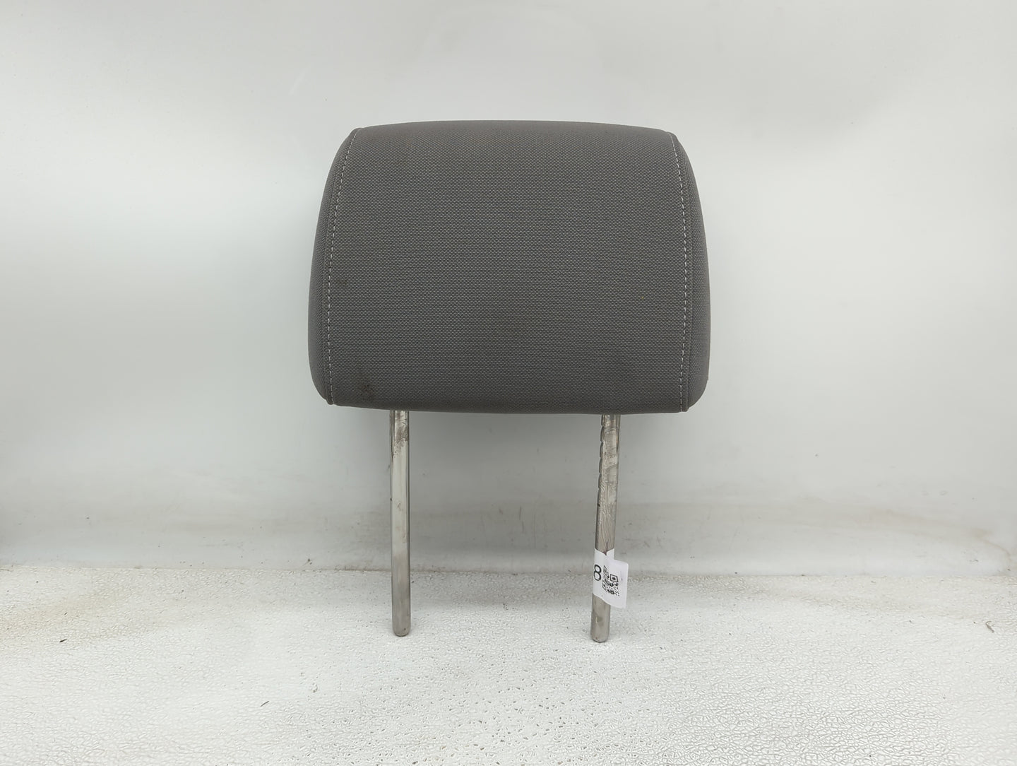 2014-2019 Chevrolet Silverado 1500 Headrest Head Rest Front Driver Seat - Oemusedautoparts1.com