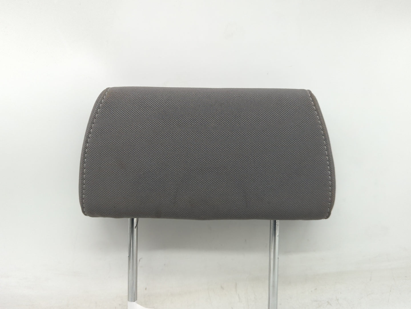 2014-2019 Chevrolet Silverado 1500 Headrest Head Rest Rear Seat Fits Fits 2014 2015 2016 2017 2018 2019 OEM Used Auto Parts 