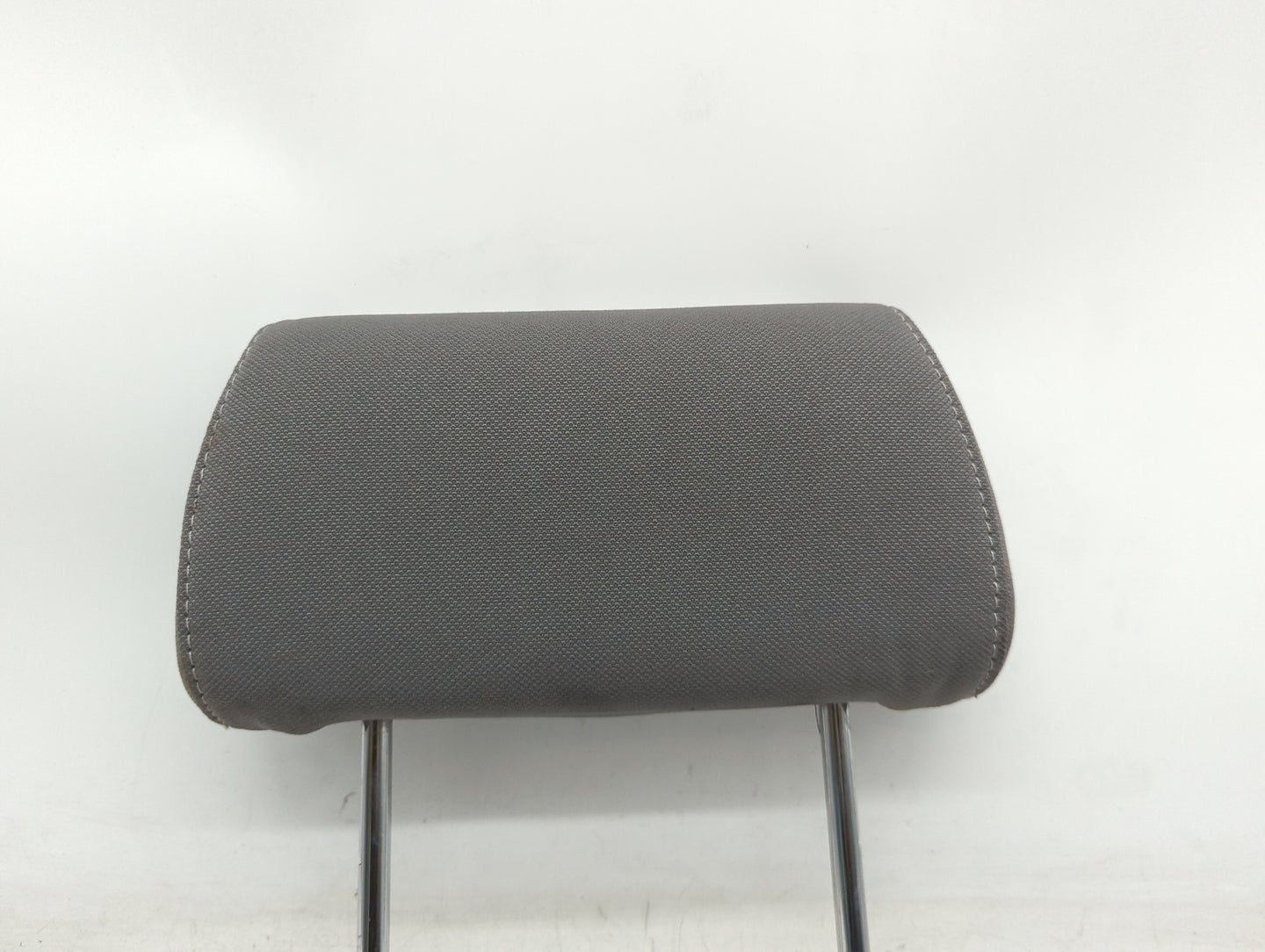 2014-2019 Chevrolet Silverado 1500 Headrest Head Rest Rear Seat Fits Fits 2014 2015 2016 2017 2018 2019 OEM Used Auto Parts 