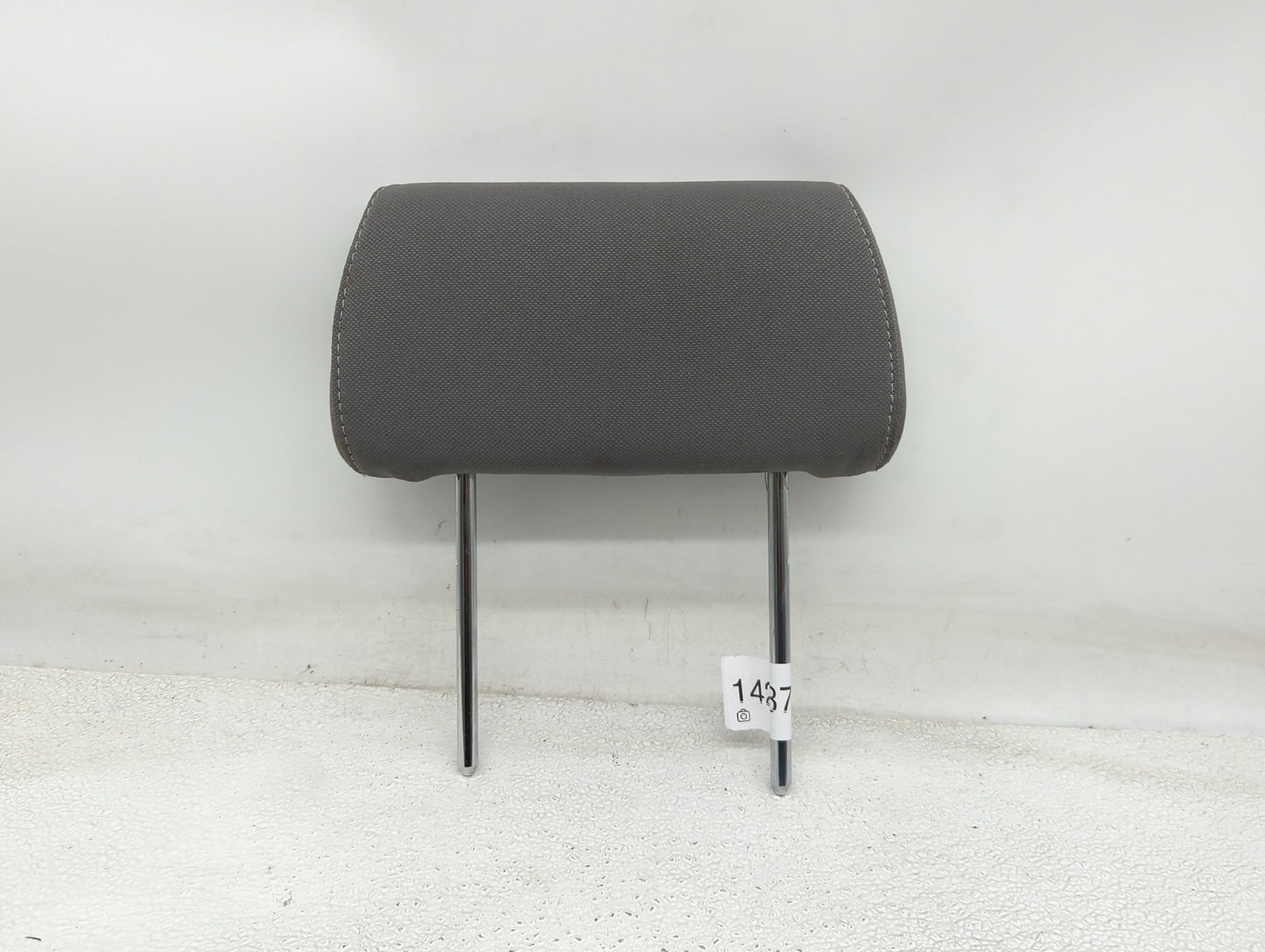 2014-2019 Chevrolet Silverado 1500 Headrest Head Rest Rear Seat Fits Fits 2014 2015 2016 2017 2018 2019 OEM Used Auto Parts 