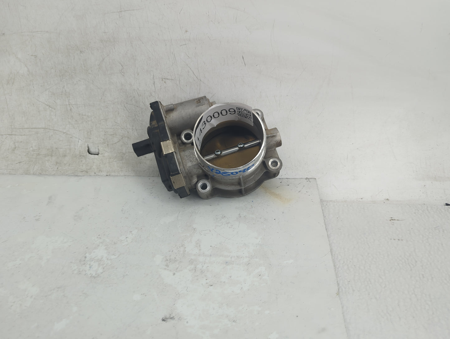 2014-2015 Chevrolet Silverado 1500 Throttle Body P/N:12632171BA Fits Fits 2014 2015 OEM Used Auto Parts - Oemusedautoparts1.