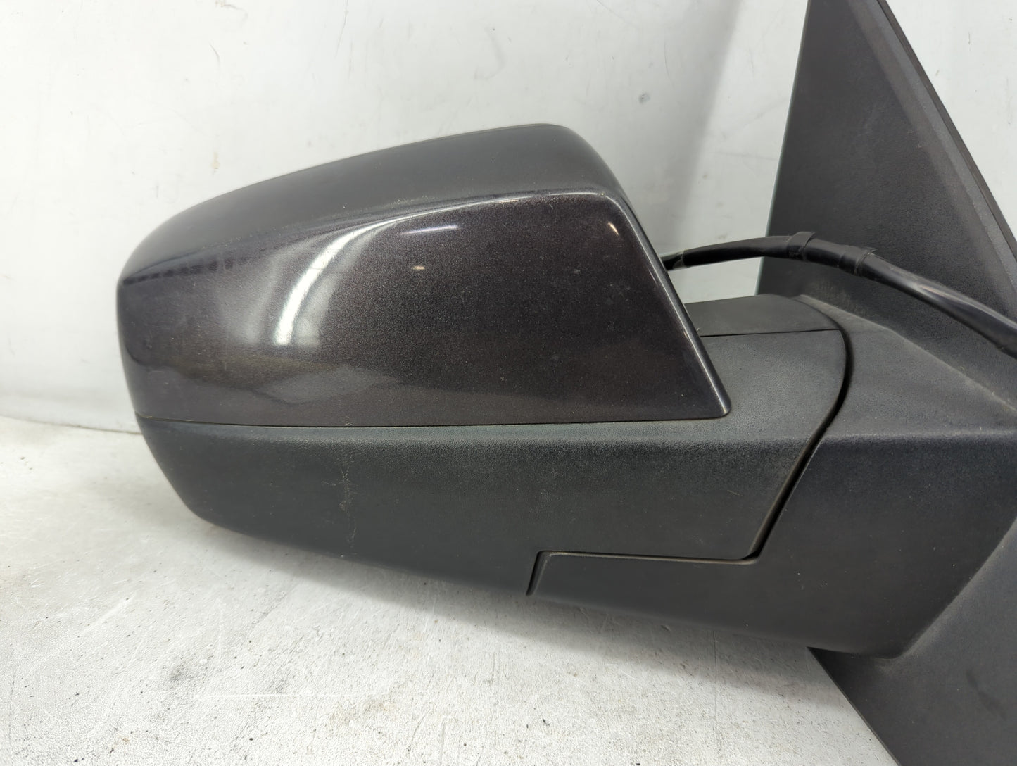 2014-2019 Chevrolet Silverado 1500 Passenger Side View Mirror - Right Door Mirror OEM Used - Oemusedautoparts1.com