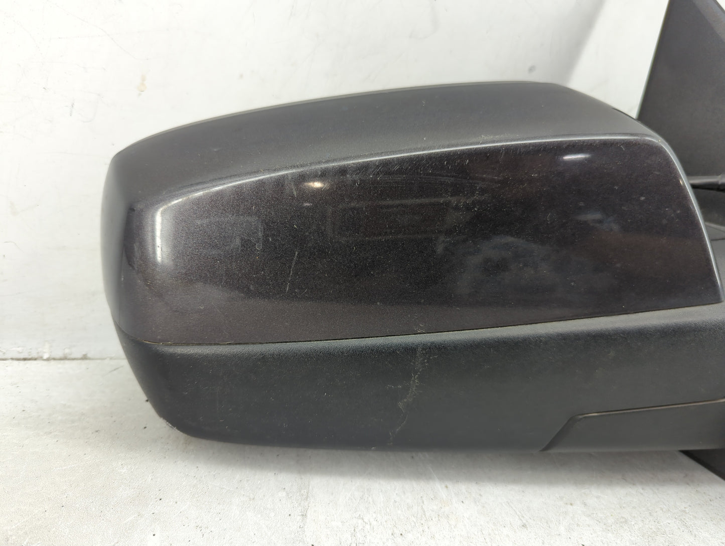 2014-2019 Chevrolet Silverado 1500 Passenger Side View Mirror - Right Door Mirror OEM Used - Oemusedautoparts1.com