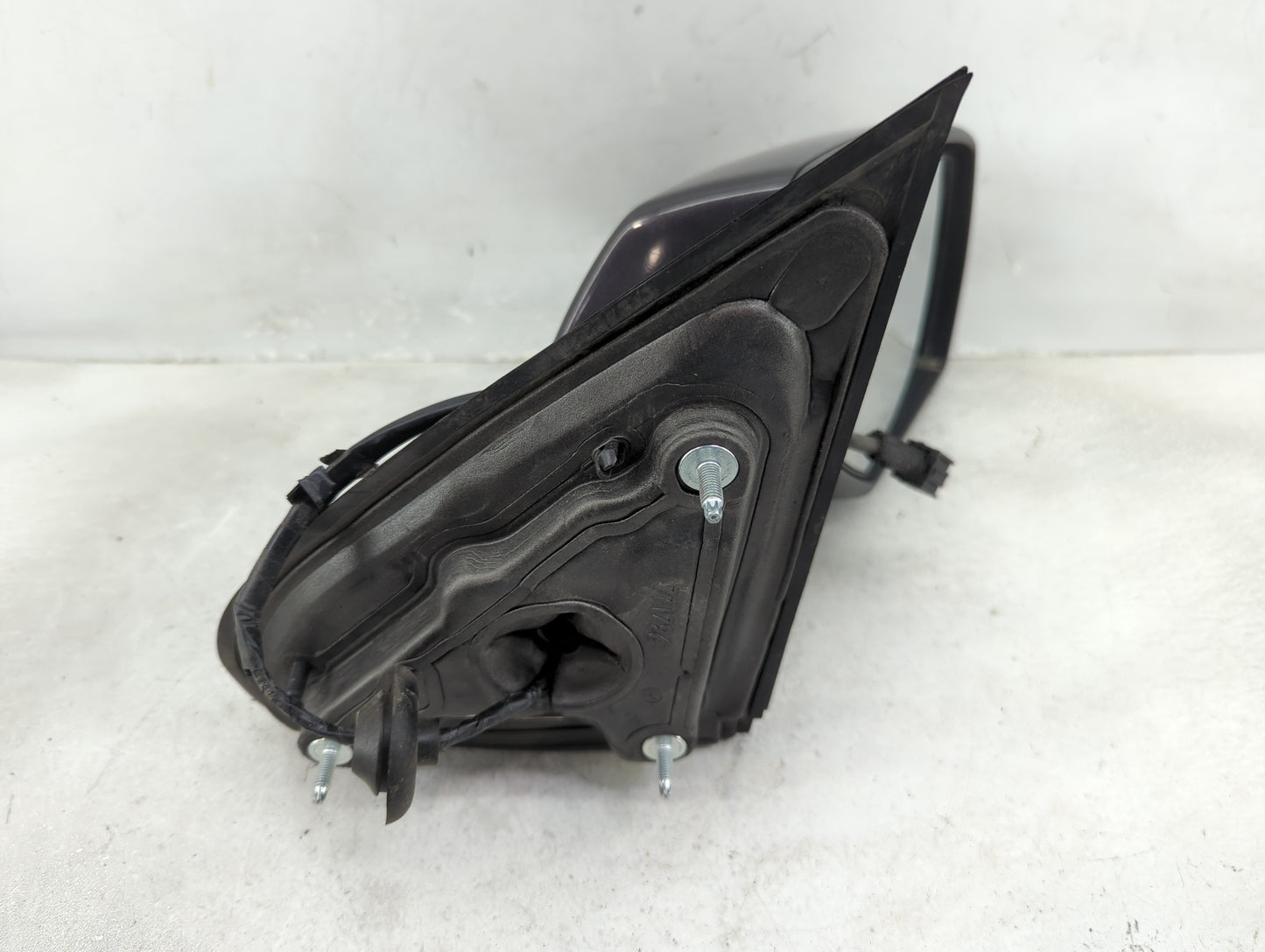 2014-2019 Chevrolet Silverado 1500 Passenger Side View Mirror - Right Door Mirror OEM Used - Oemusedautoparts1.com