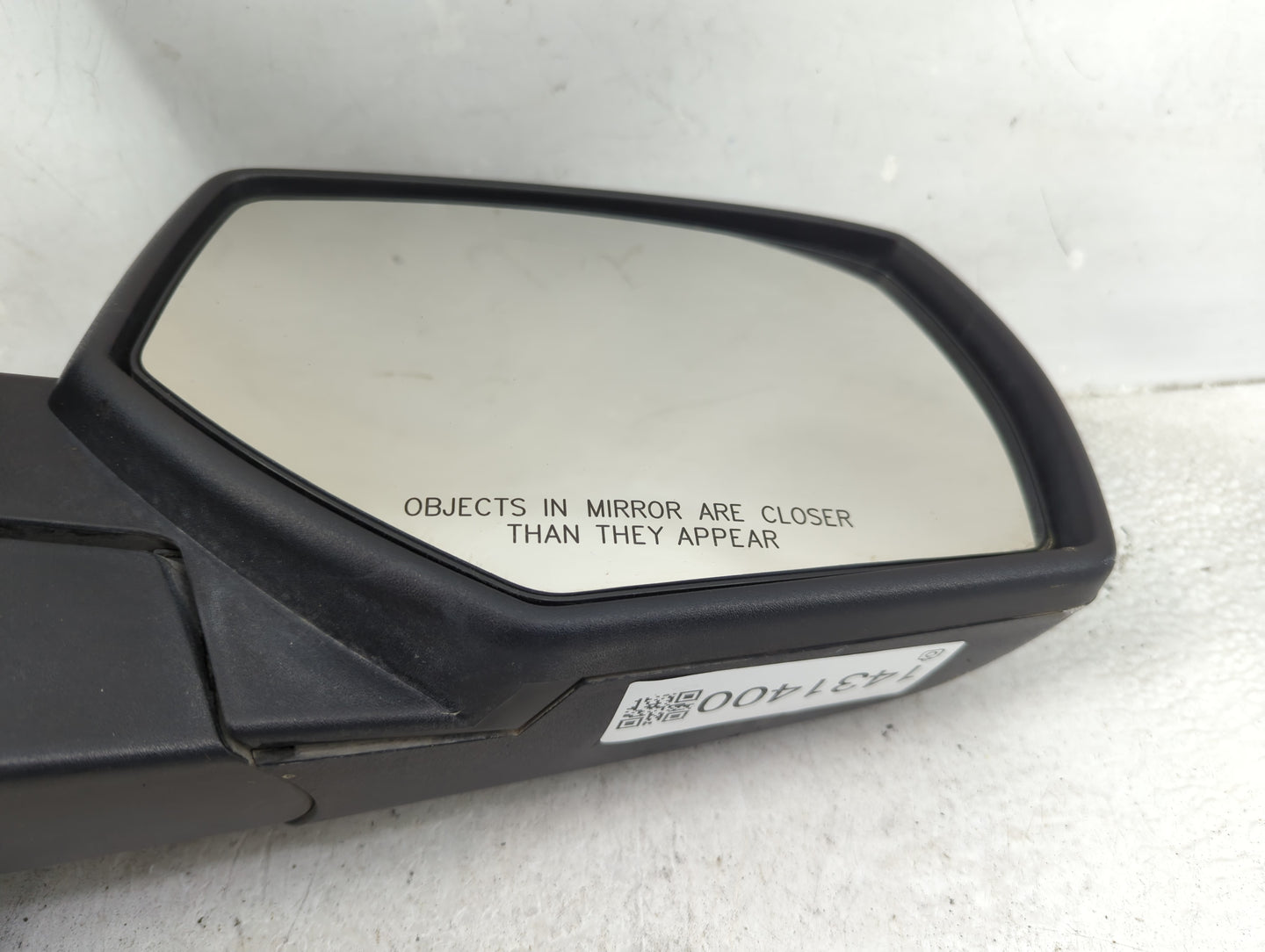 2014-2019 Chevrolet Silverado 1500 Passenger Side View Mirror - Right Door Mirror OEM Used - Oemusedautoparts1.com