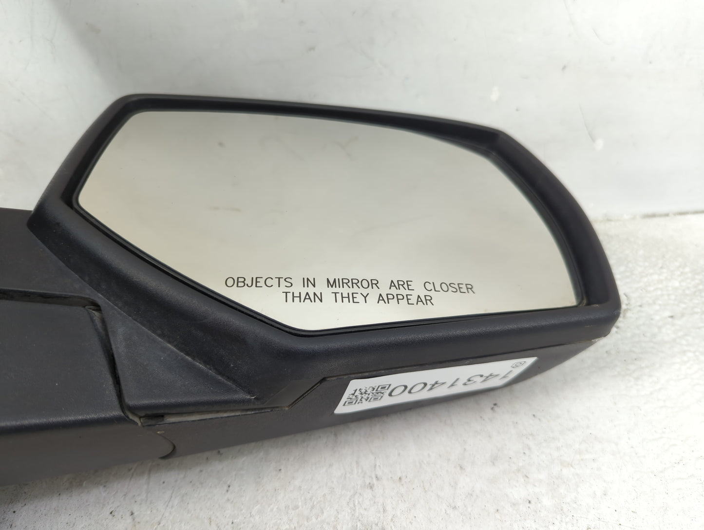 2014-2019 Chevrolet Silverado 1500 Passenger Side View Mirror - Right Door Mirror OEM Used - Oemusedautoparts1.com