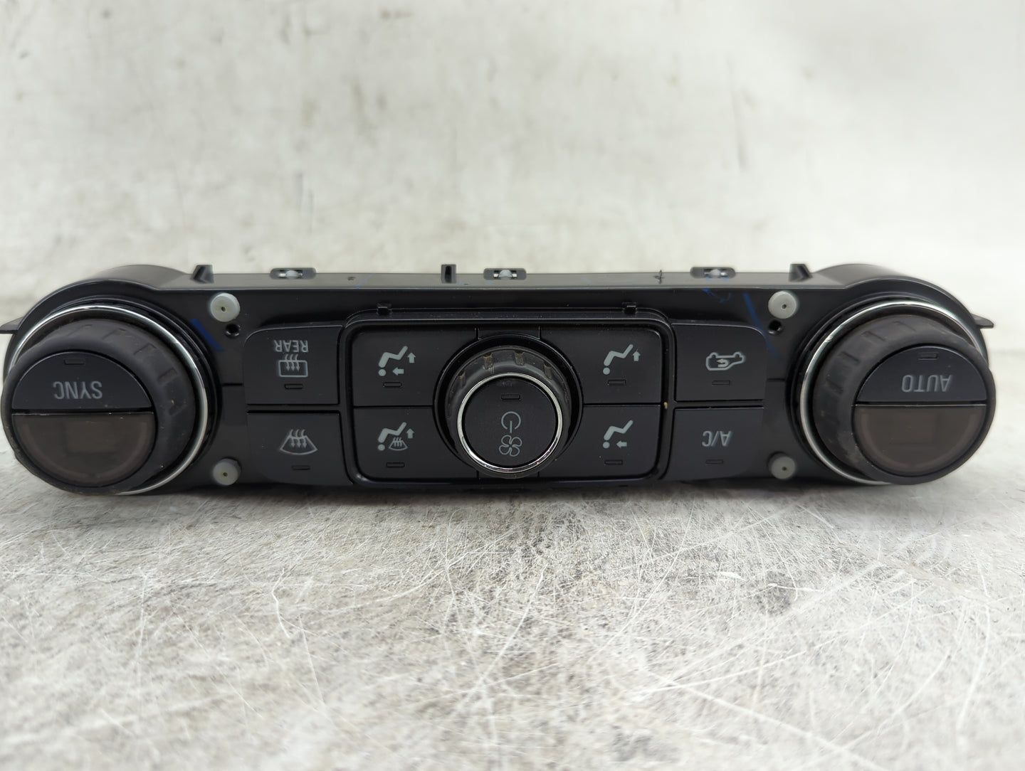 2014-2019 Chevrolet Silverado 1500 Climate Control Module Temperature AC/Heater Replacement P/N:23486614 Fits OEM Used Auto 