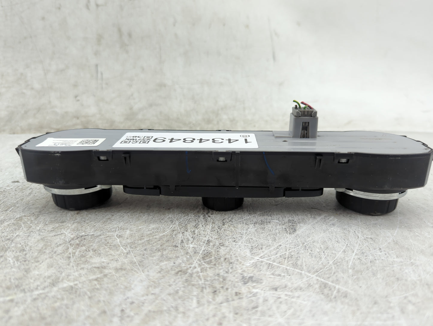 2014-2019 Chevrolet Silverado 1500 Climate Control Module Temperature AC/Heater Replacement P/N:23486614 Fits OEM Used Auto 