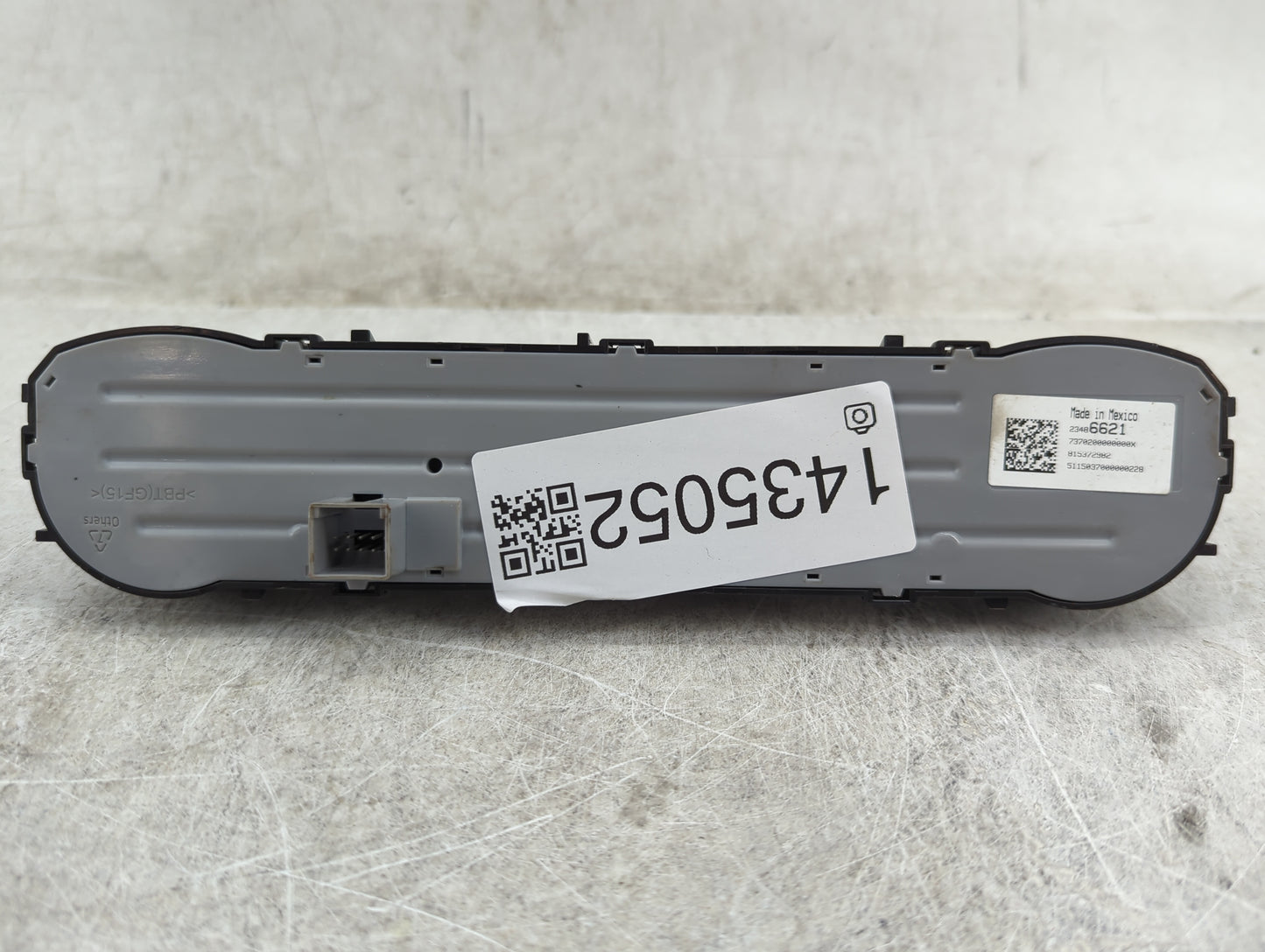 2014-2018 Chevrolet Silverado 1500 Climate Control Module Temperature AC/Heater Replacement P/N:23486621 7370200000000X Fits