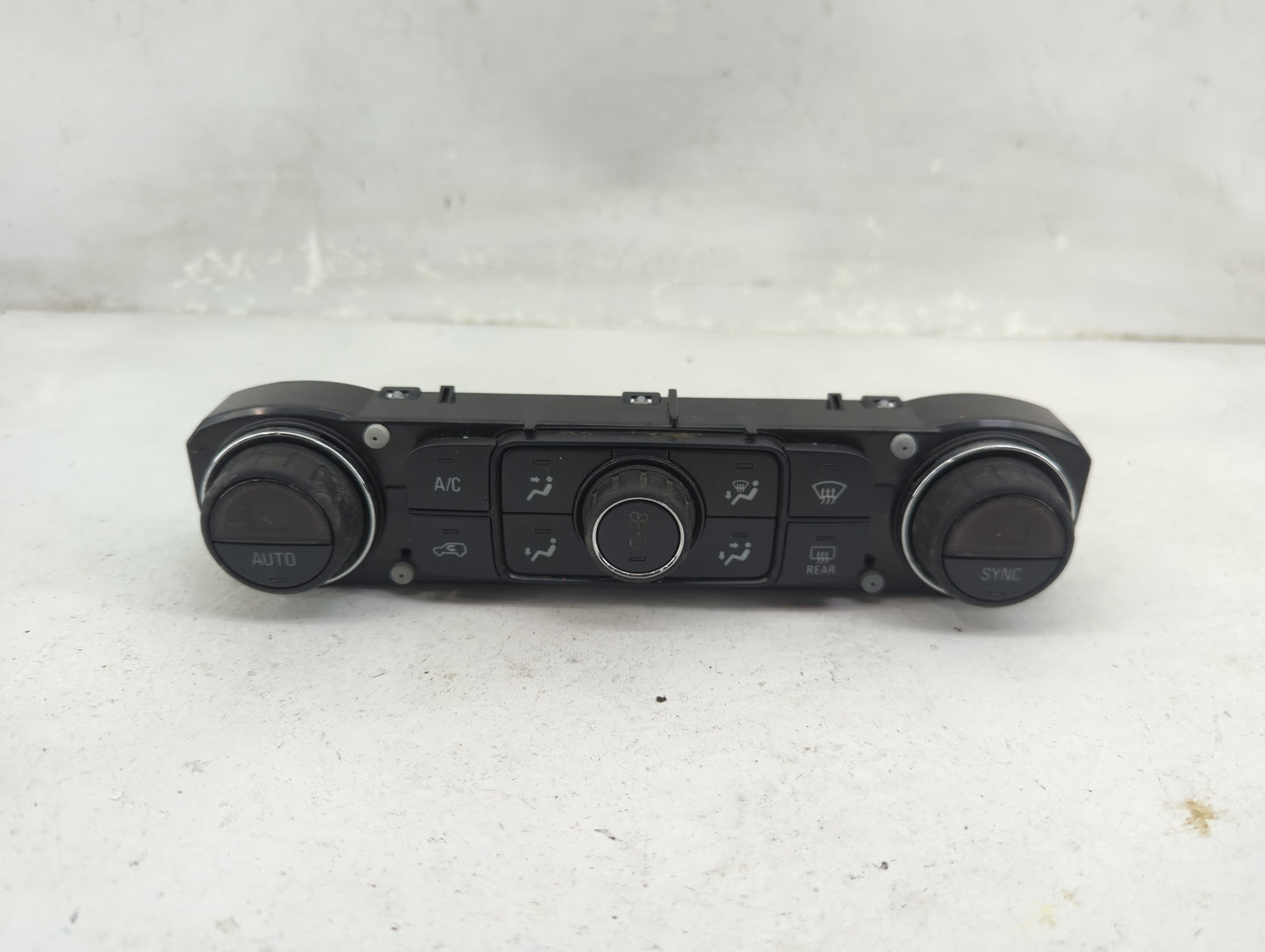 2014-2019 Chevrolet Silverado 1500 Climate Control Module Temperature AC/Heater Replacement P/N:23486614 815372982 Fits OEM 