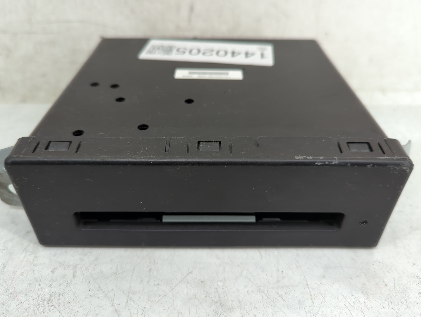 2015 Chevrolet Silverado 1500 Radio AM FM Cd Player Receiver Replacement P/N:13594481 113000-6260B101 Fits OEM Used Auto Par