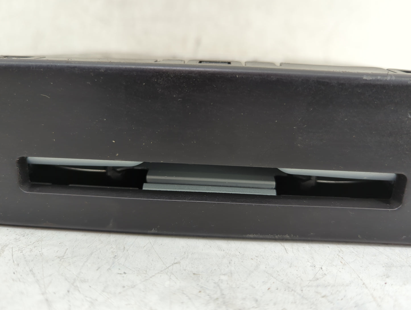 2015 Chevrolet Silverado 1500 Radio AM FM Cd Player Receiver Replacement P/N:13594481 113000-6260B101 Fits OEM Used Auto Par