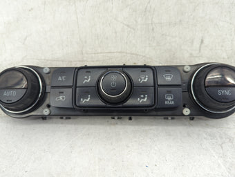 compare product 2014-2019 Chevrolet Silverado 1500 Climate Control Module Temperature AC/Heater Replacement P/N:23486614 815372982 Fits OEM Used Auto Parts