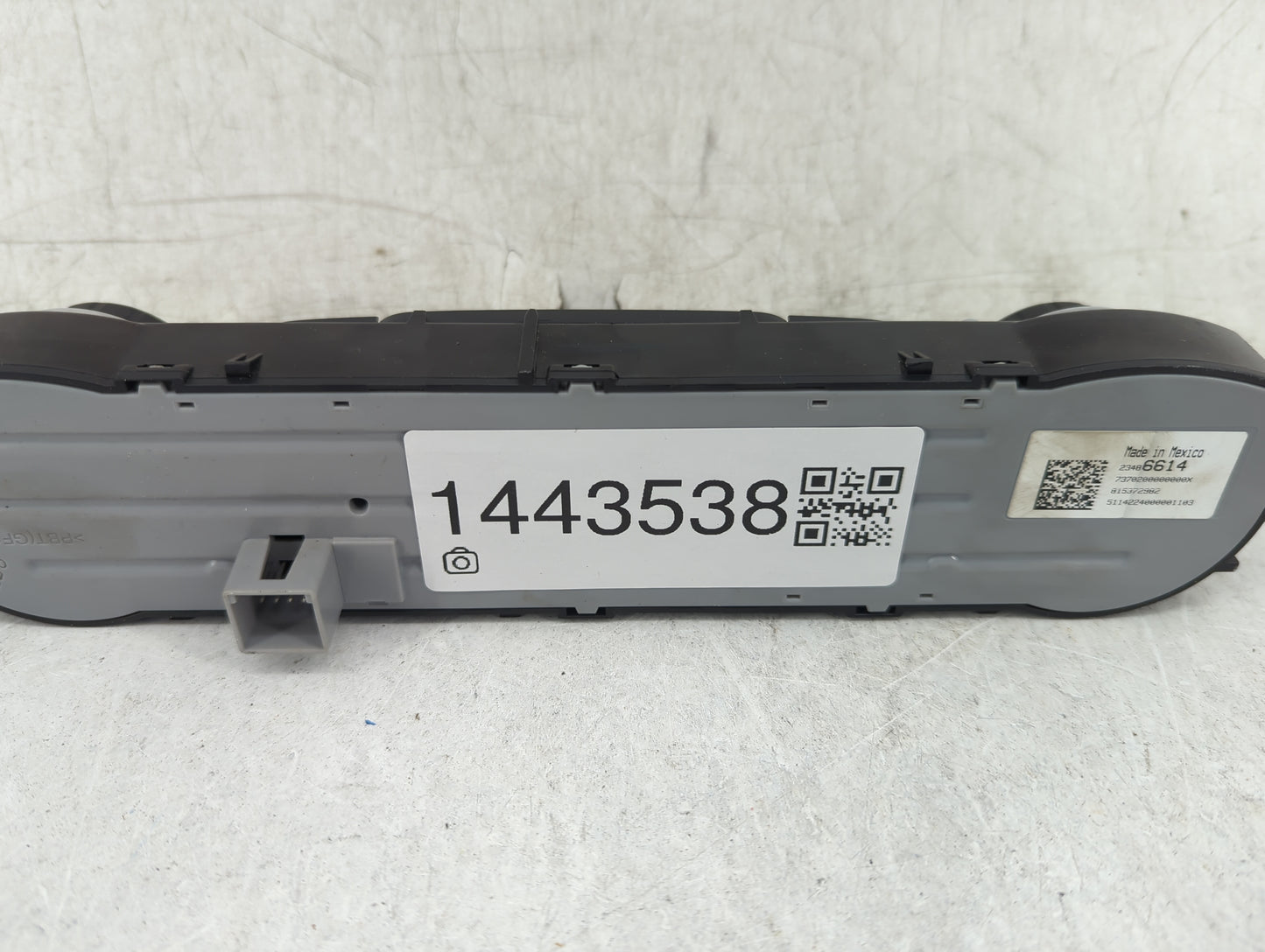 2014-2019 Chevrolet Silverado 1500 Climate Control Module Temperature AC/Heater Replacement P/N:23486614 815372982 Fits OEM 