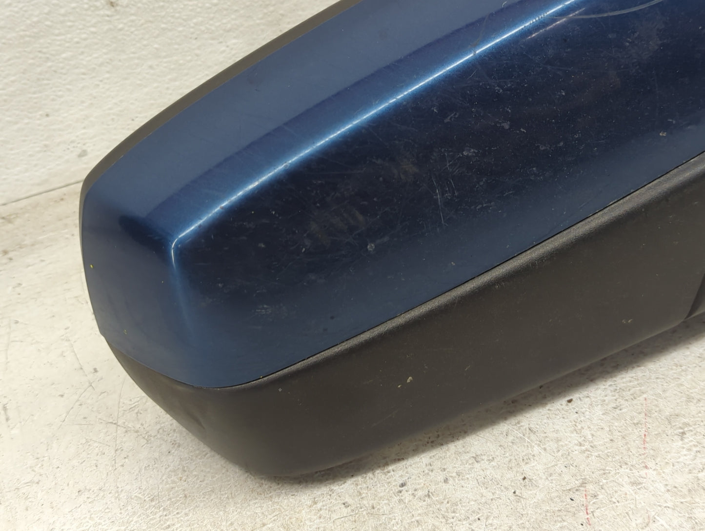 2014-2019 Chevrolet Silverado 1500 Passenger Side View Mirror - Right Door Mirror OEM Used - Oemusedautoparts1.com