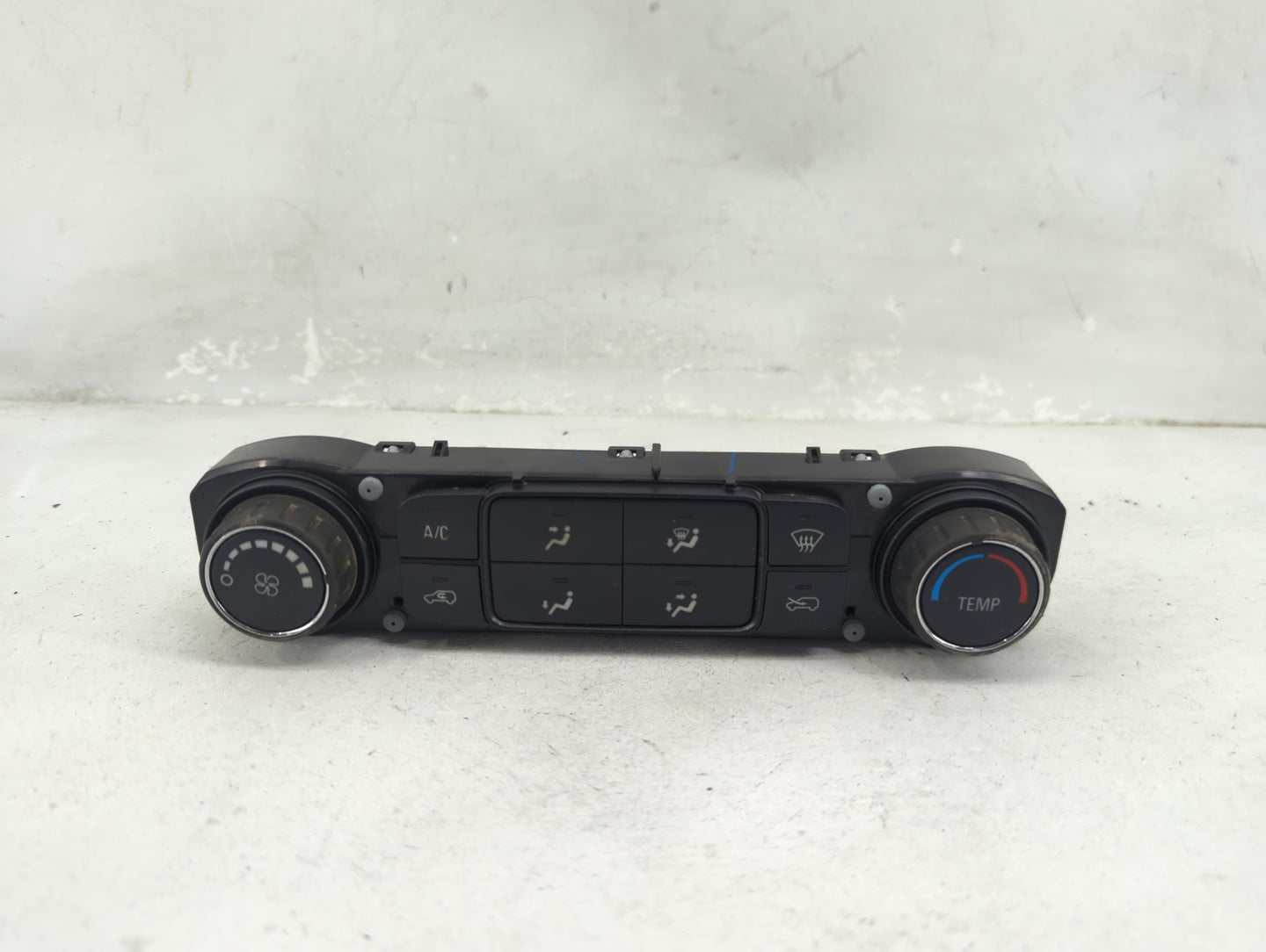 2014-2018 Chevrolet Silverado 1500 Climate Control Module Temperature AC/Heater Replacement P/N:23486619 815372982 Fits OEM 