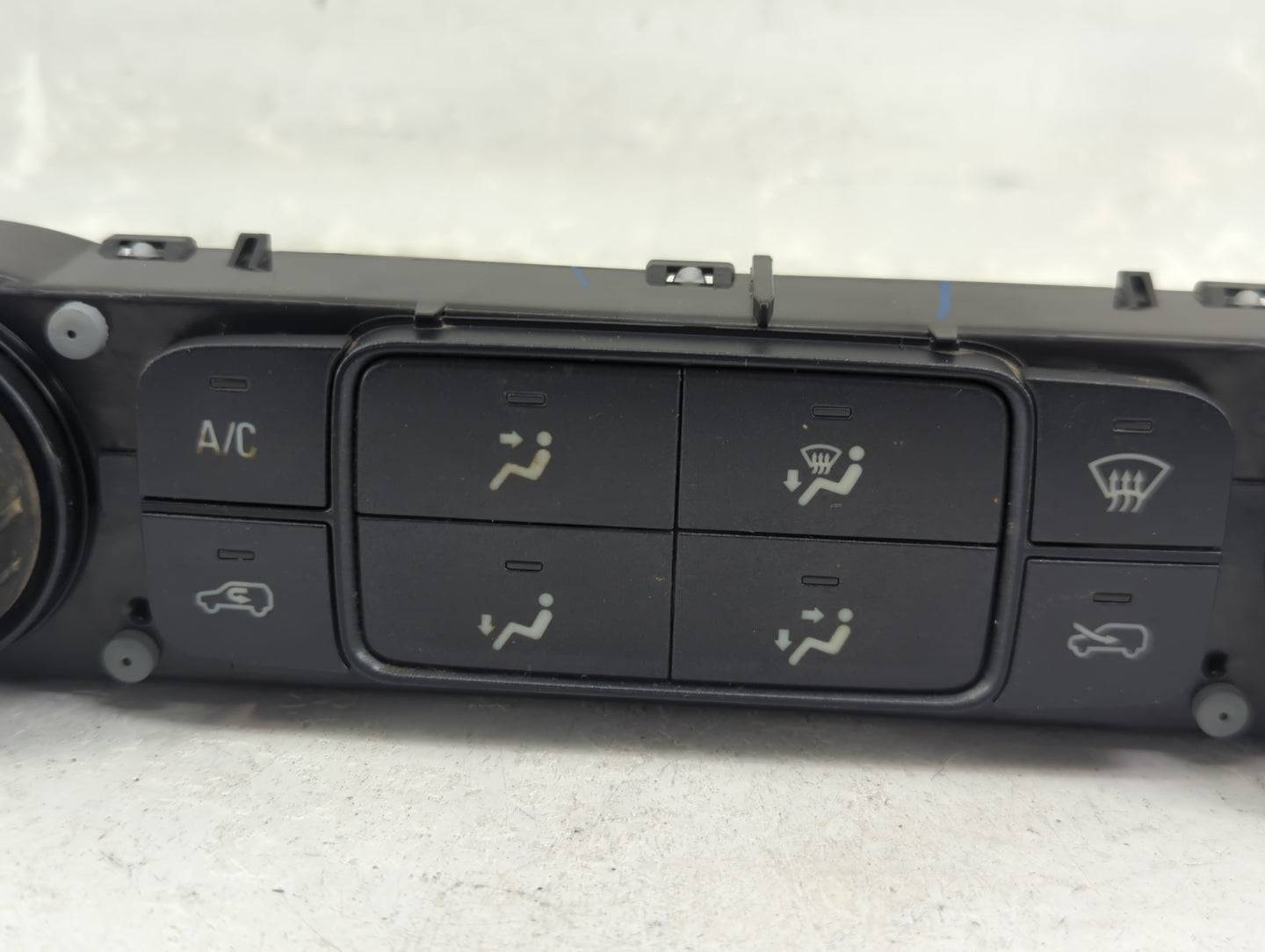 2014-2018 Chevrolet Silverado 1500 Climate Control Module Temperature AC/Heater Replacement P/N:23486619 815372982 Fits OEM 