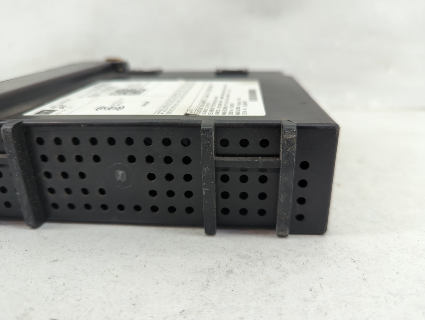 2015 Chevrolet Silverado 1500 Radio AM FM Cd Player Receiver Replacement P/N:13596607 Fits OEM Used Auto Parts - Oemusedauto