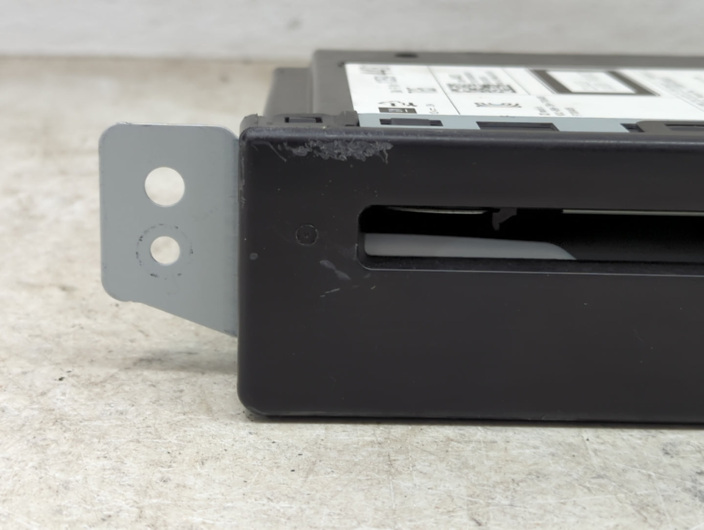 2015 Chevrolet Silverado 1500 Radio AM FM Cd Player Receiver Replacement P/N:13594481 13596609 Fits OEM Used Auto Parts - Oe
