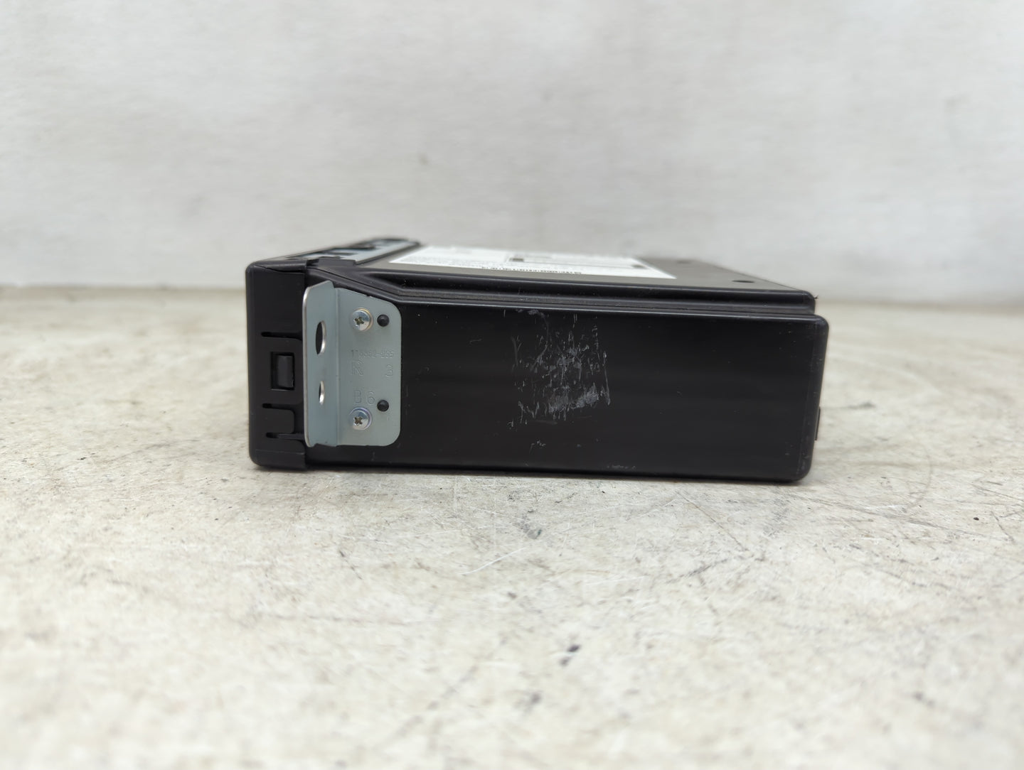 2015 Chevrolet Silverado 1500 Radio AM FM Cd Player Receiver Replacement P/N:13594481 13596609 Fits OEM Used Auto Parts - Oe