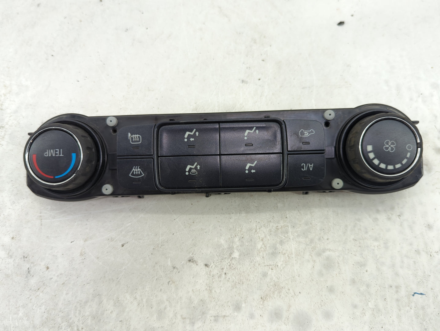 2014-2019 Chevrolet Silverado 1500 Climate Control Module Temperature AC/Heater Replacement P/N:23486621 815372982 Fits OEM 