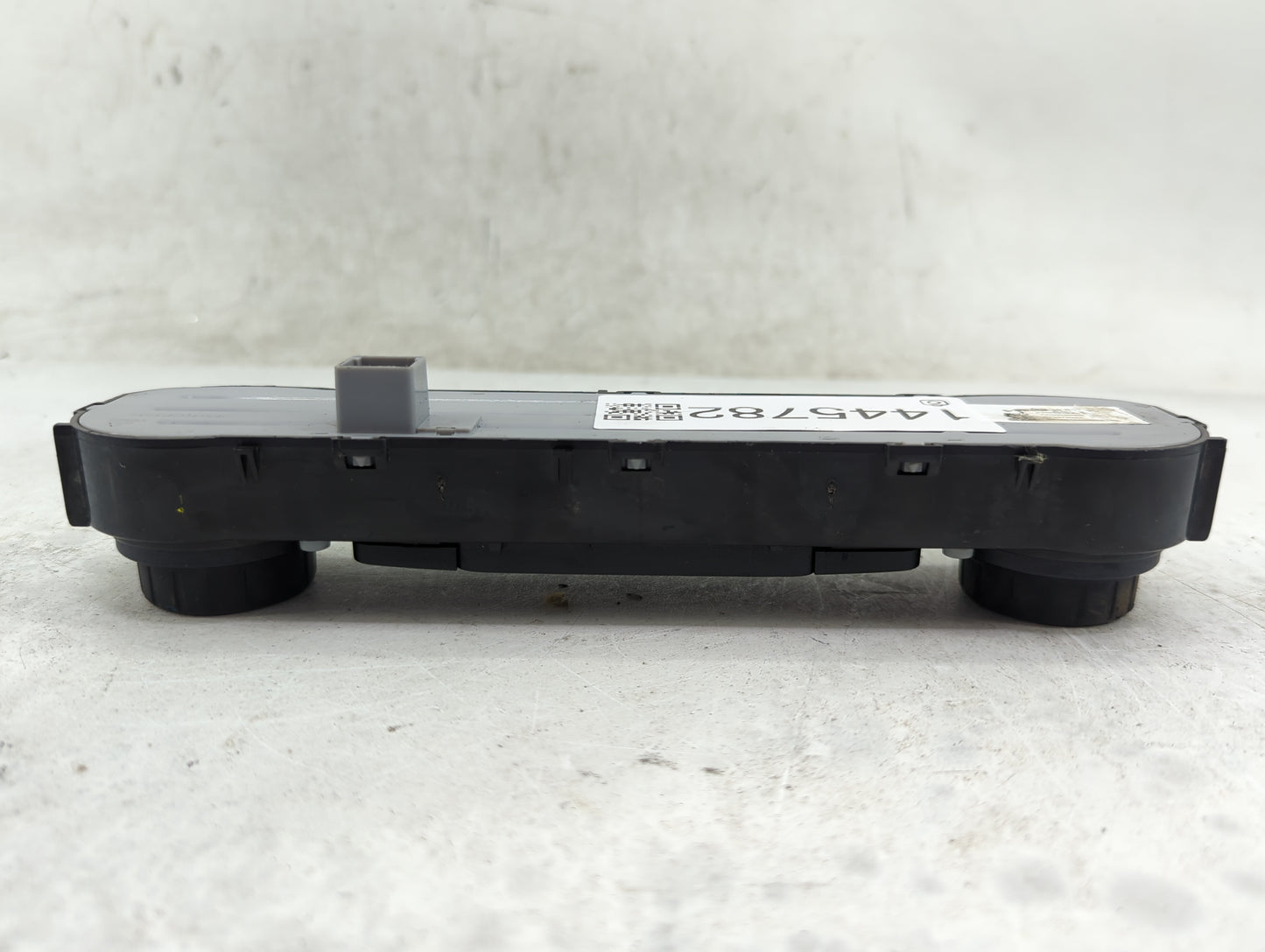 2014-2019 Chevrolet Silverado 1500 Climate Control Module Temperature AC/Heater Replacement P/N:23486621 815372982 Fits OEM 