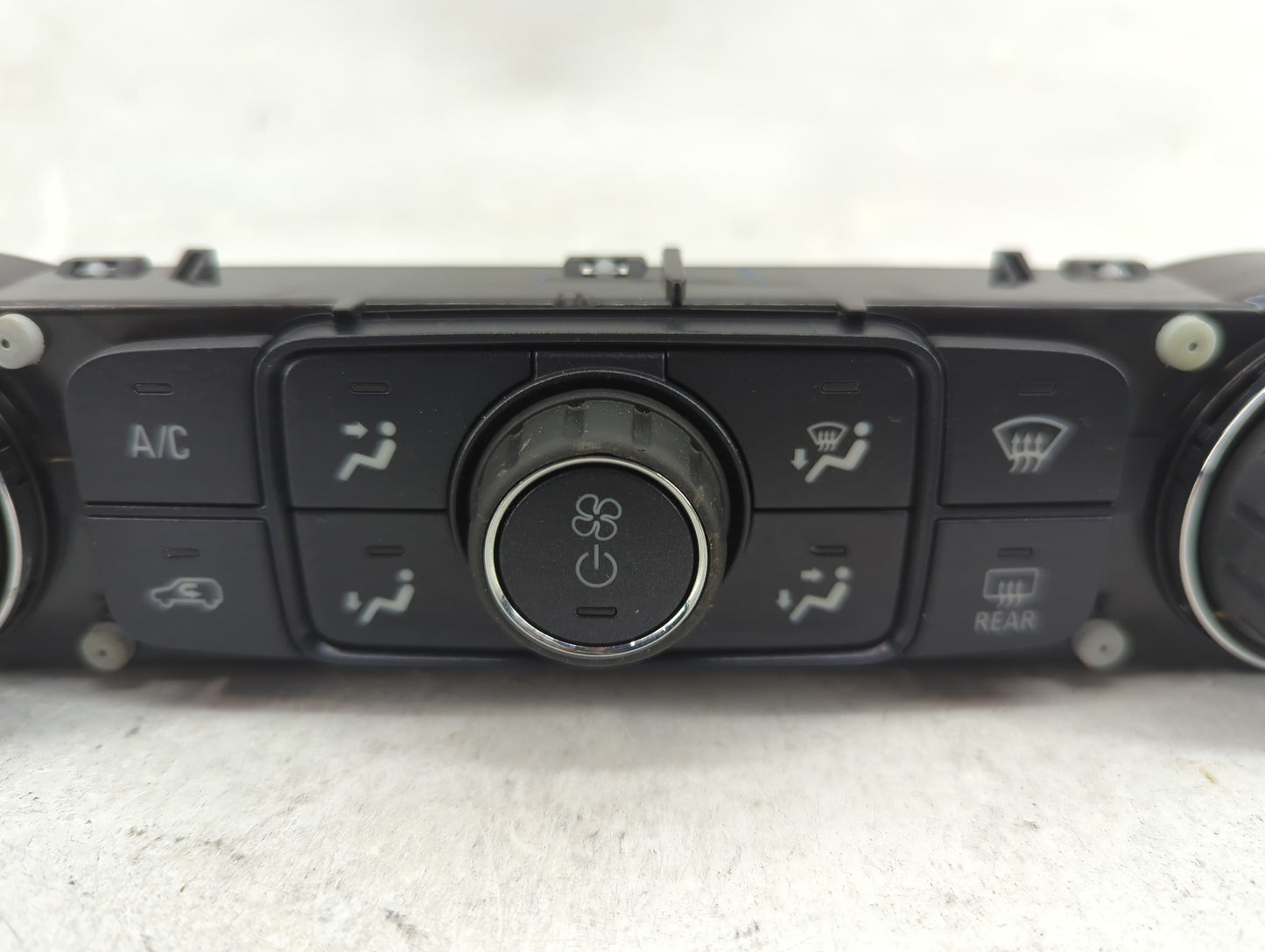 2015 Chevrolet Silverado 1500 Climate Control Module Temperature AC/Heater Replacement P/N:23486614 7370200000000X, 81537298
