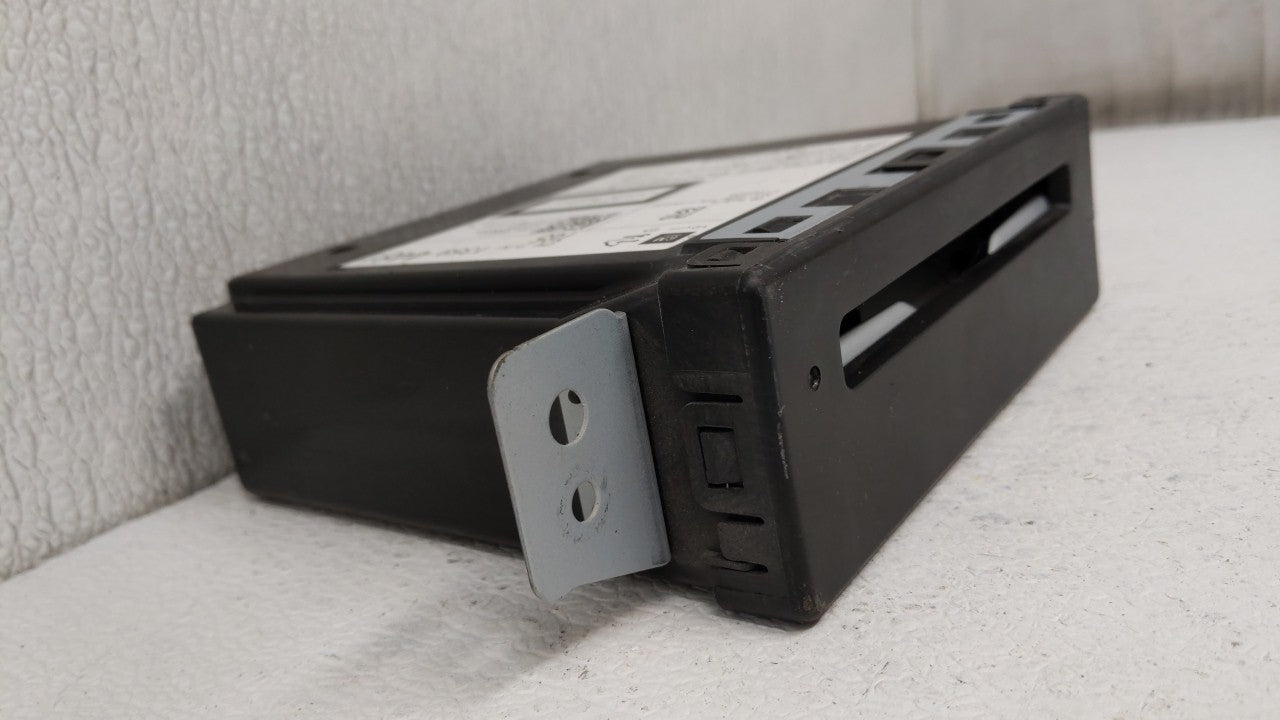 2015 Chevrolet Silverado 1500 Am Fm Cd Player Radio Receiver - Oemusedautoparts1.com