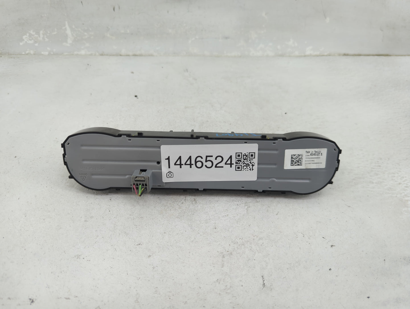 2015 Chevrolet Silverado 1500 Climate Control Module Temperature AC/Heater Replacement P/N:23486621 815372982 Fits OEM Used 