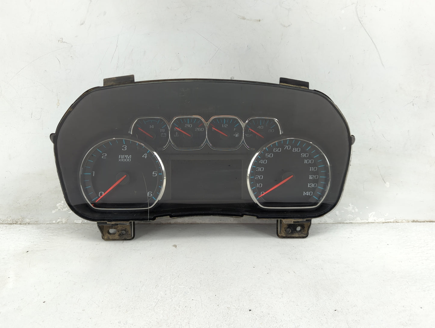 2014-2015 Chevrolet Silverado 1500 Instrument Cluster Speedometer Gauges P/N:23259635 Fits Fits 2014 2015 2017 2018 2019 OEM
