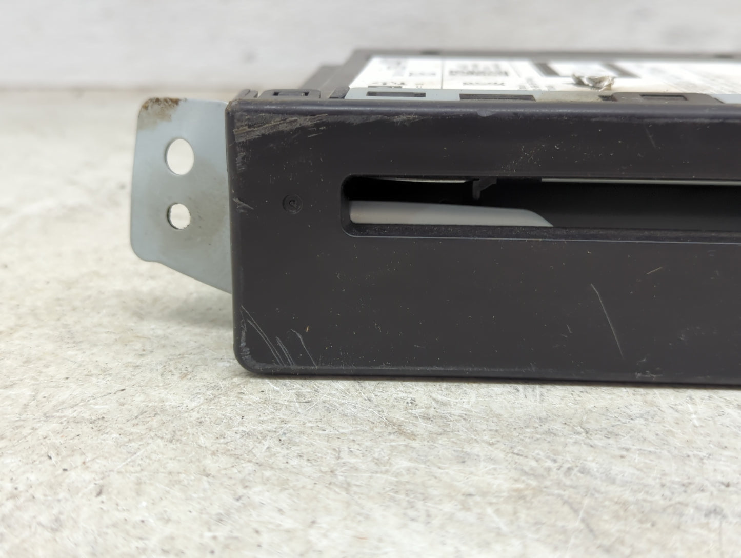 2015 Chevrolet Silverado 1500 Radio AM FM Cd Player Receiver Replacement P/N:13594481 1130006260B101 Fits OEM Used Auto Part