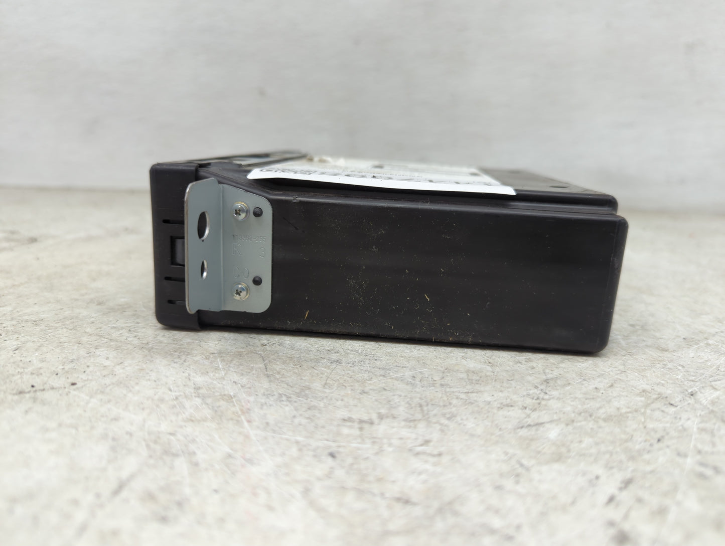 2015 Chevrolet Silverado 1500 Radio AM FM Cd Player Receiver Replacement P/N:13594481 1130006260B101 Fits OEM Used Auto Part