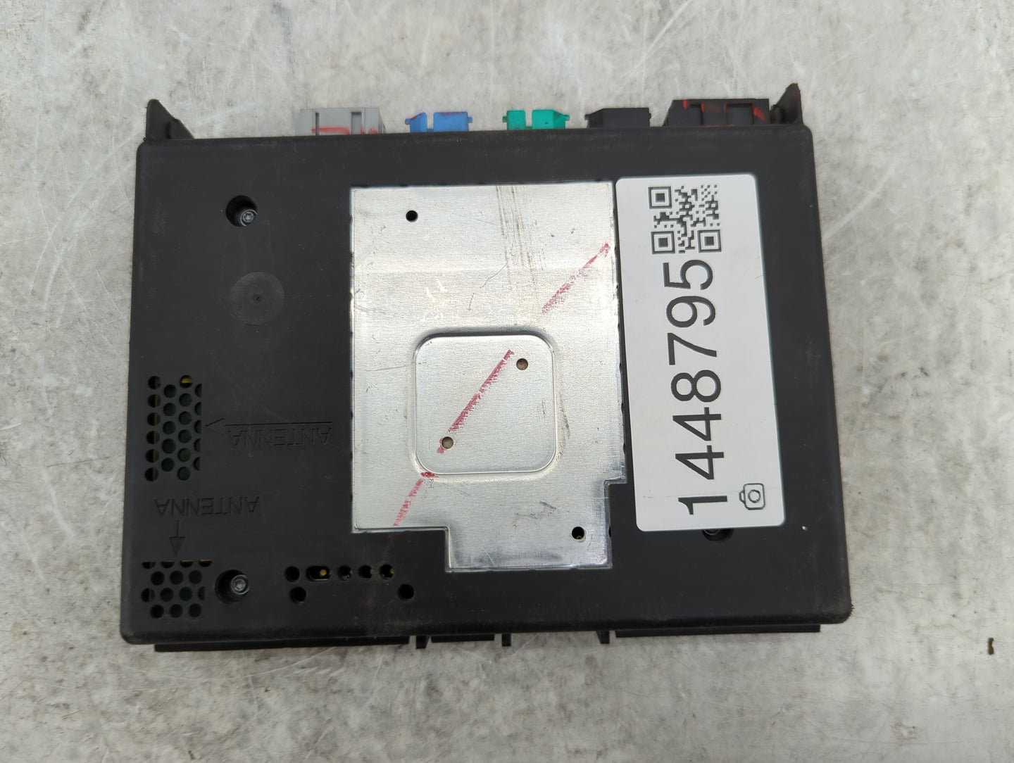 2015-2016 Chevrolet Silverado 1500 Information-gps-tv Control Module - Oemusedautoparts1.com