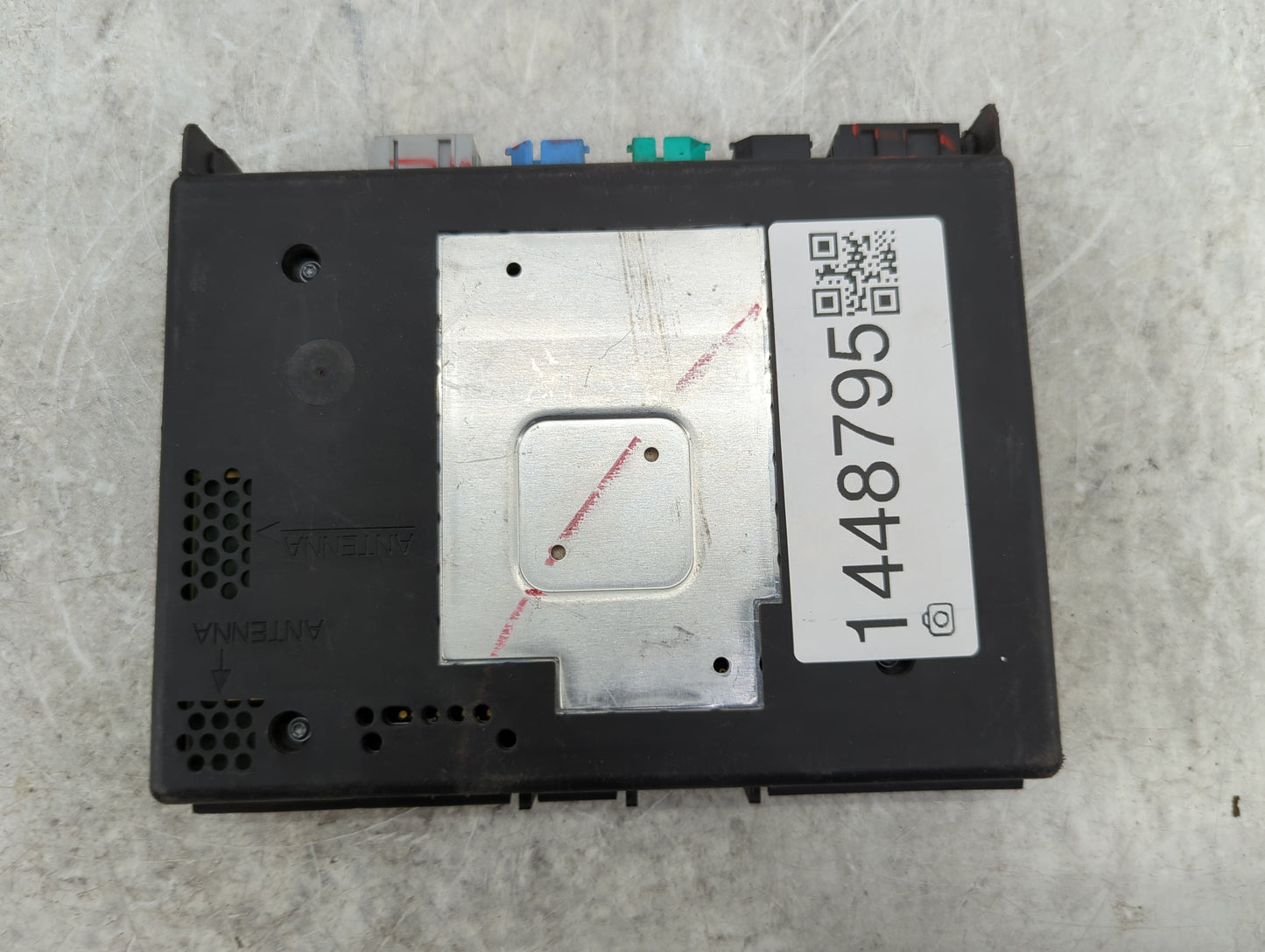 2015-2016 Chevrolet Silverado 1500 Information-gps-tv Control Module - Oemusedautoparts1.com