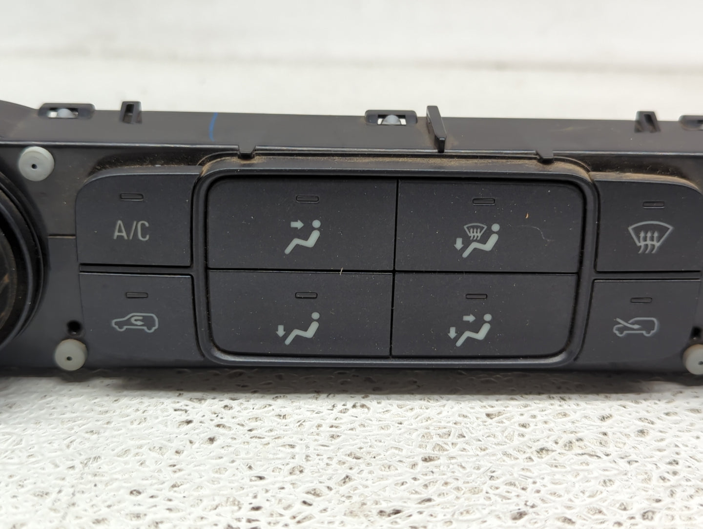 2014-2019 Chevrolet Silverado 1500 Climate Control Module Temperature AC/Heater Replacement P/N:23486619 7370200000000X Fits
