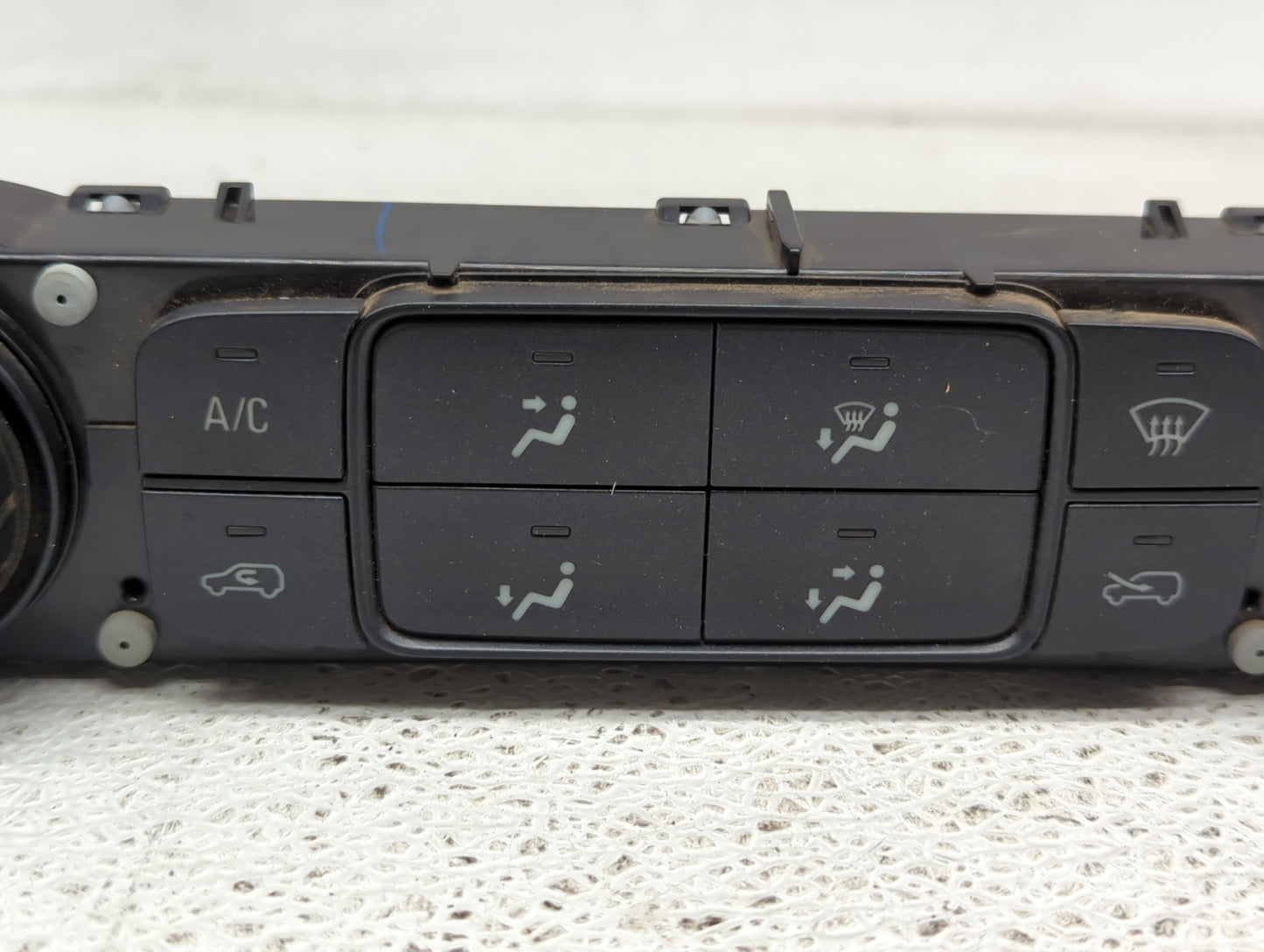 2014-2019 Chevrolet Silverado 1500 Climate Control Module Temperature AC/Heater Replacement P/N:23486619 7370200000000X Fits