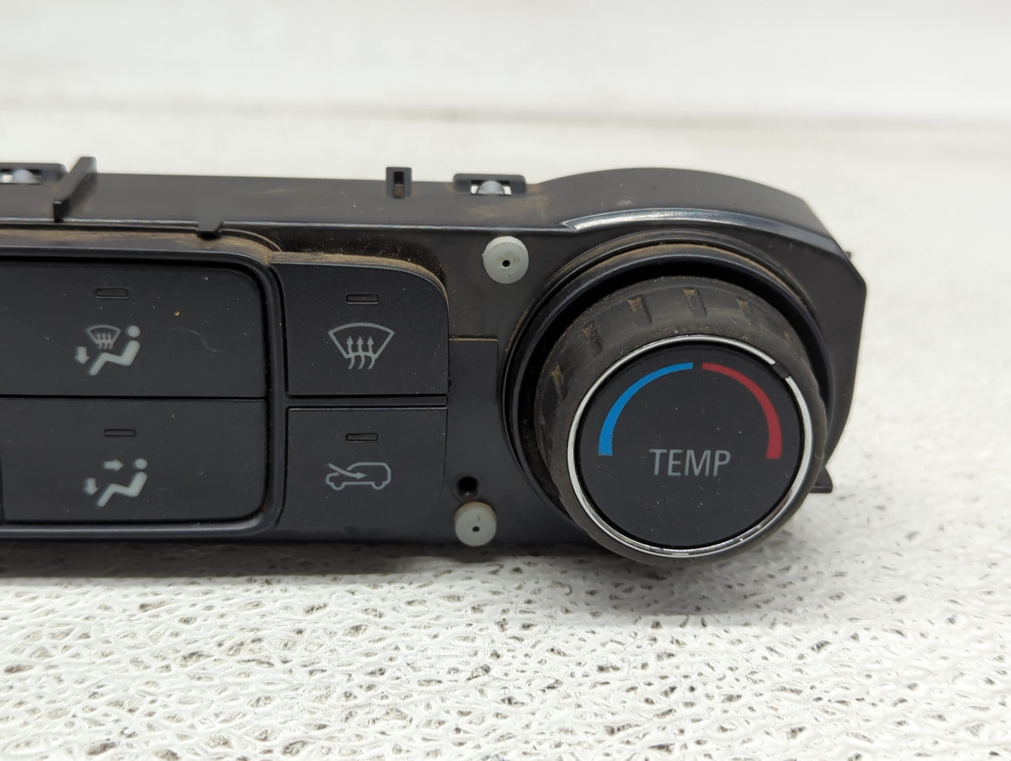 2014-2019 Chevrolet Silverado 1500 Climate Control Module Temperature AC/Heater Replacement P/N:23486619 7370200000000X Fits