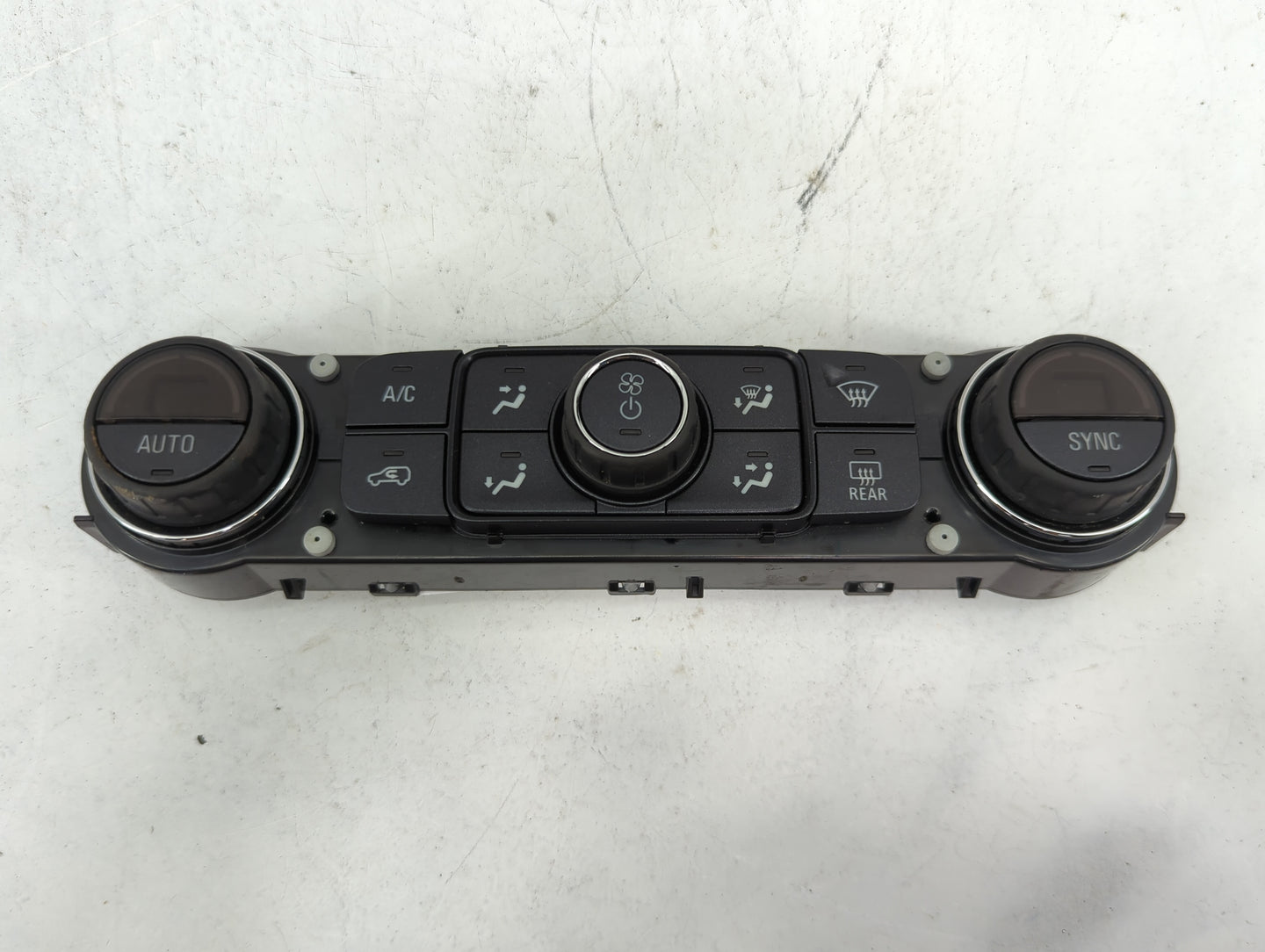 2014-2019 Chevrolet Silverado 1500 Climate Control Module Temperature AC/Heater Replacement P/N:23486614 Fits OEM Used Auto 