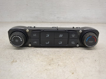 2014-2019 Chevrolet Silverado 1500 Climate Control Module Temperature AC/Heater Replacement P/N:23486619 7370200000000X Fits