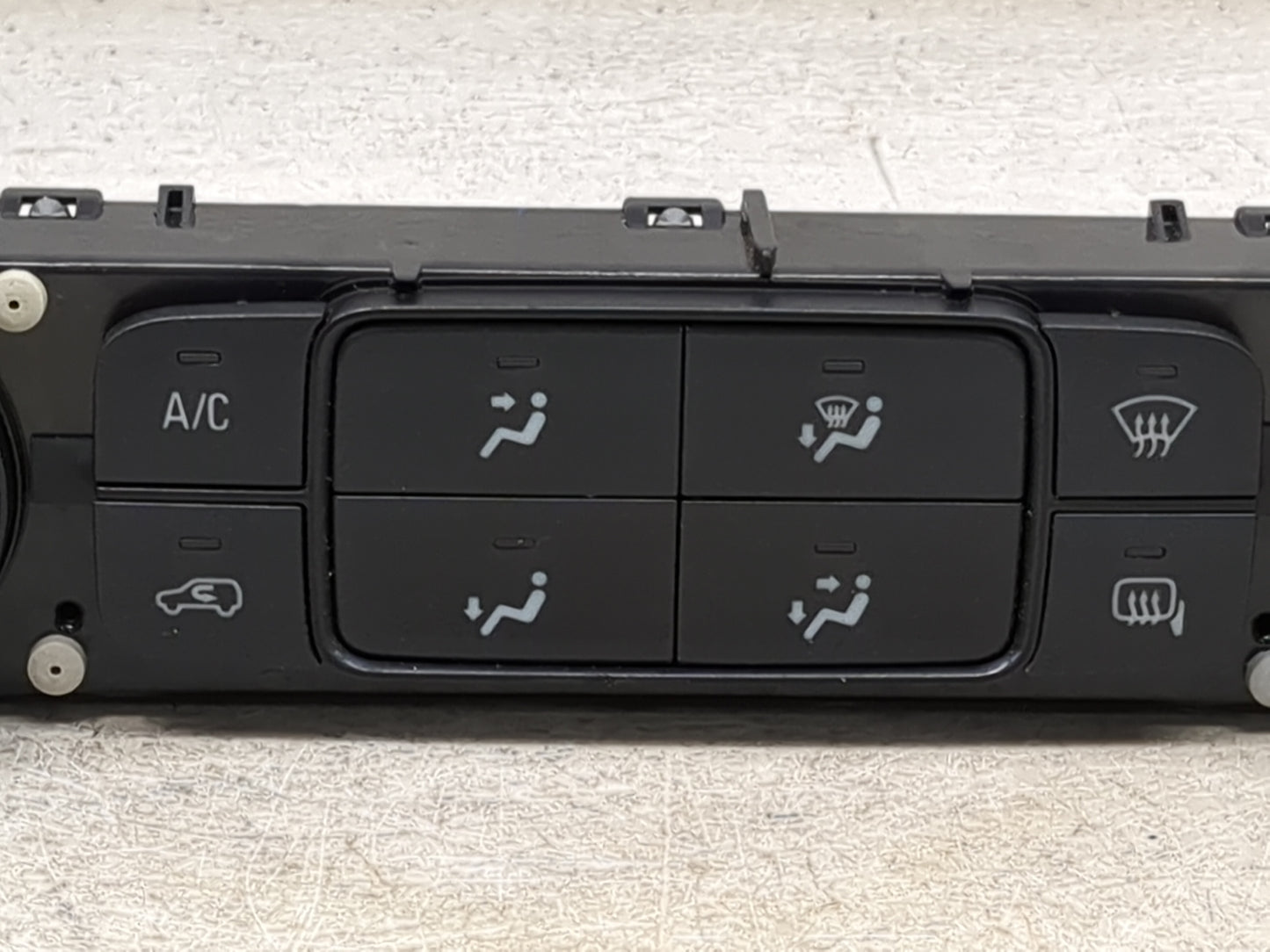 2014-2019 Chevrolet Silverado 1500 Climate Control Module Temperature AC/Heater Replacement P/N:23486619 7370200000000X Fits