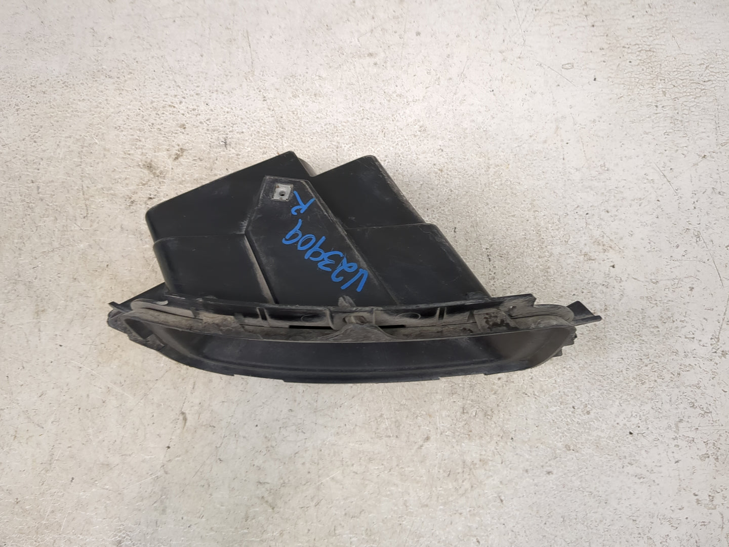 2007-2015 Chevrolet Silverado 1500 Passenger Right Oem Fog Light Lamp 1464880 - Oemusedautoparts1.com