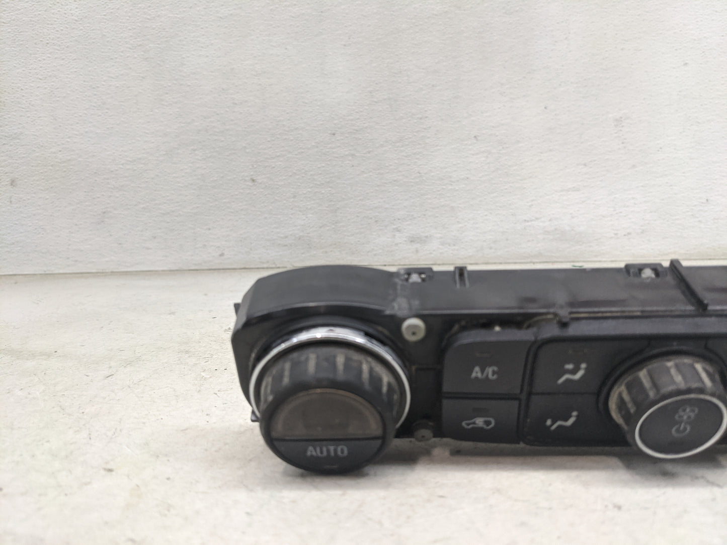 2014-2019 Chevrolet Silverado 1500 Climate Control Module Temperature AC/Heater Replacement P/N:23486614 737020000000X Fits 